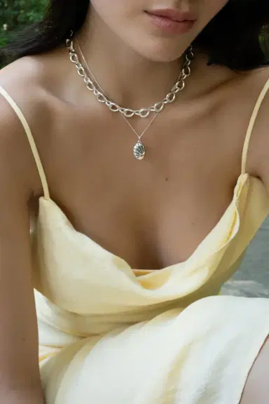 MONICA RICH KOSANN The Neptune Shell Locket | Thumbnail 2 MONICA RICH KOSANN The Neptune Shell Locket | Thumbnail 2