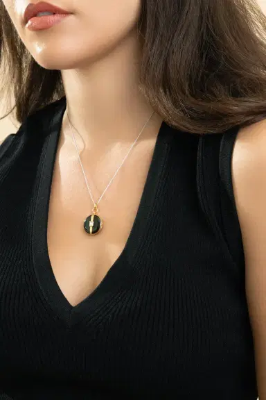MONICA RICH KOSANN White Sapphire Black Round Locket Necklace | Thumbnail 4 MONICA RICH KOSANN White Sapphire Black Round Locket Necklace | Thumbnail 4