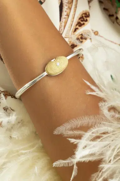 Marla Aaron Mixed Metal Oval Musgrave Bracelet | Thumbnail 3