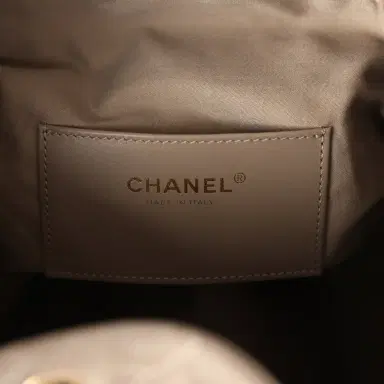 Chanel Chanel Medium 25 Hobo Bag Dark Grey Suede Antique Gold Hardware | Thumbnail 10 Chanel Chanel Medium 25 Hobo Bag Dark Grey Suede Antique Gold Hardware | Thumbnail 10