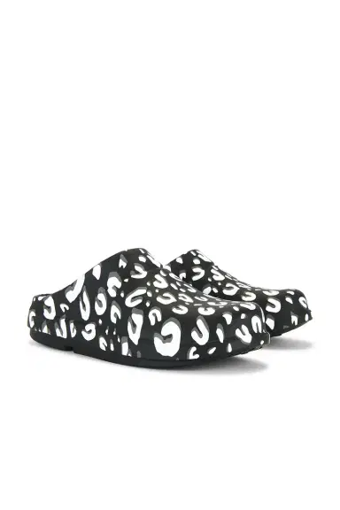 TAKAHIROMIYASHITA The Soloist x OFFOS Leopard Clog | Thumbnail 2