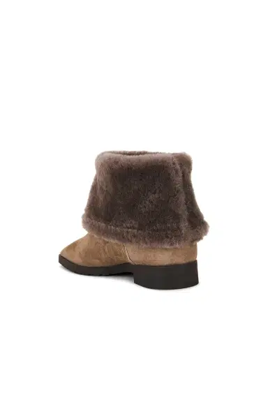 TOTEME Fold-down Shearling Boot | Thumbnail 3 TOTEME Fold-down Shearling Boot | Thumbnail 3