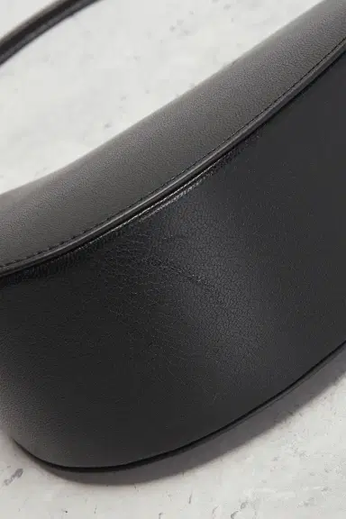 Alaïa ALAÏA Le Demi-Coeur Bag | Thumbnail 7 Alaïa ALAÏA Le Demi-Coeur Bag | Thumbnail 7