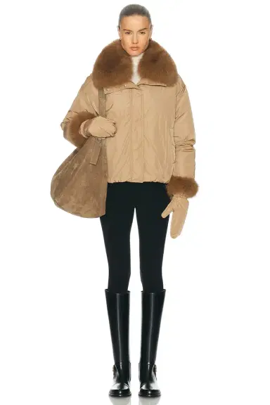 Yves Salomon Short Down Jacket | Thumbnail 4