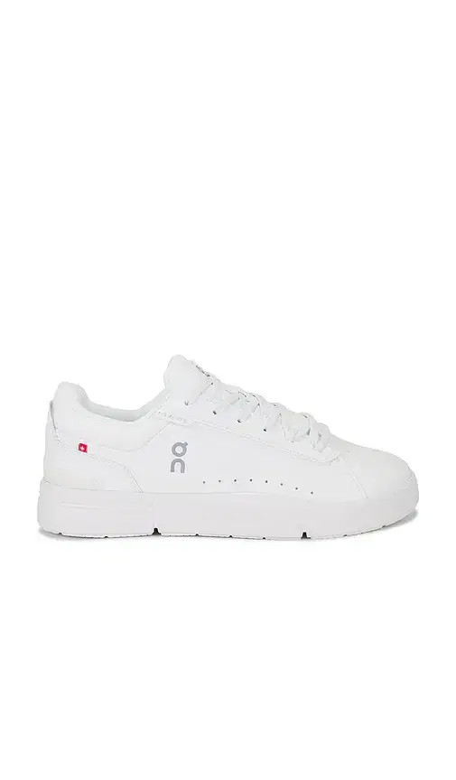 The Roger Advantage Sneakers