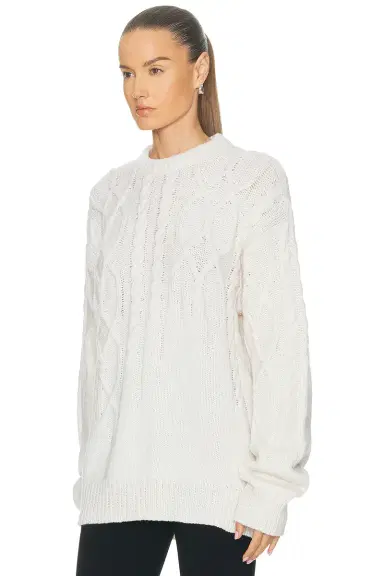 AMIYA Signature Sweater | Thumbnail 2