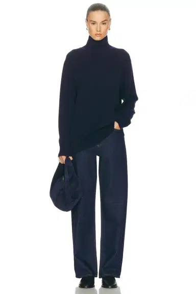 AMIYA Luna Turtleneck Sweater | Thumbnail 4