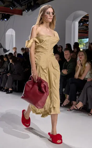 Bottega Veneta Cherry Kitten Heel Mule Sandal | Thumbnail 2