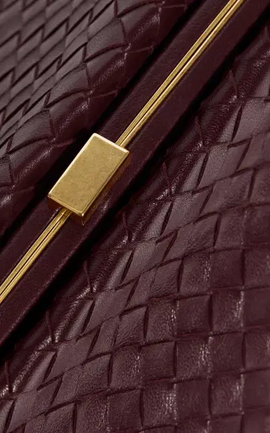 Bottega Veneta The 1998 Intrecciato Leather Clutch | Thumbnail 6 Bottega Veneta The 1998 Intrecciato Leather Clutch | Thumbnail 6