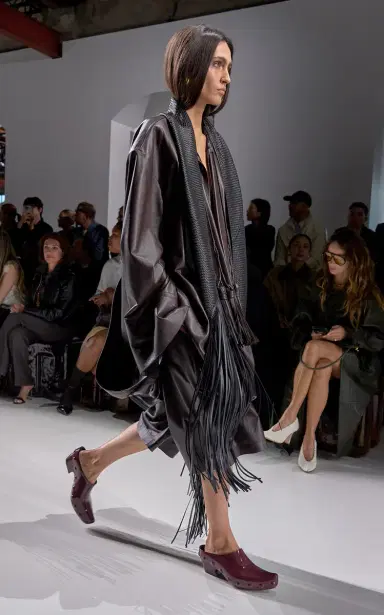Bottega Veneta Gondola Mule Clog Pump | Thumbnail 2