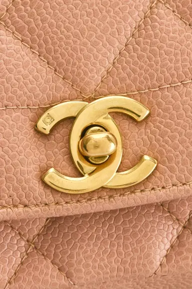 Chanel Chanel Caviar Vintage Diana Flap Bag | Thumbnail 5