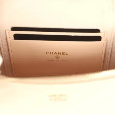 Chanel Chanel Top Handle Long Vanity Case with Chain Light Beige Shiny Caviar Light Gold Hardware | Thumbnail 10