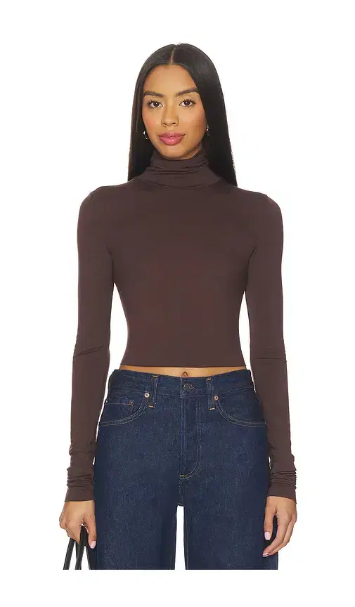 Cropped Fitted Turtleneck Soft Jersey Top