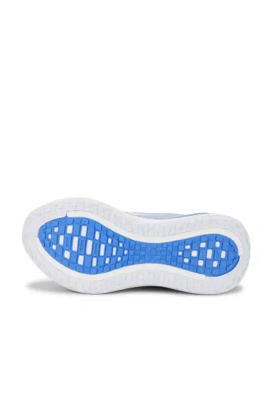 Nike Vomero Plus Sneaker | Thumbnail 6