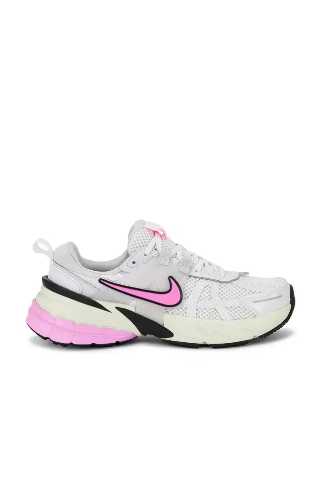 Nike V2K Run Sneaker