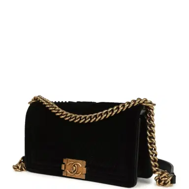 Chanel Pre-owned Chanel Medium Boy Bag Black Chevron Velvet Antique Gold Hardware | Thumbnail 5 Chanel Pre-owned Chanel Medium Boy Bag Black Chevron Velvet Antique Gold Hardware | Thumbnail 5