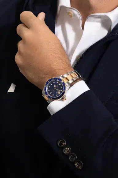 ROLEX Rolex Submariner Date Watch | Thumbnail 3 ROLEX Rolex Submariner Date Watch | Thumbnail 3
