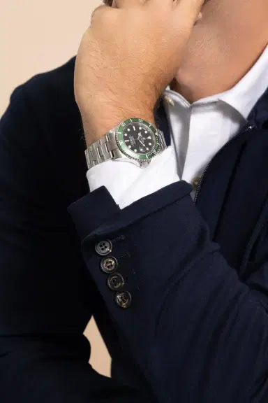 ROLEX Rolex Submariner Date Watch | Thumbnail 4 ROLEX Rolex Submariner Date Watch | Thumbnail 4