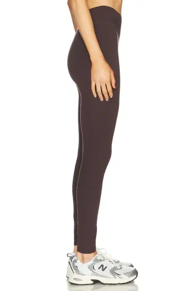 437 The V Legging | Thumbnail 3