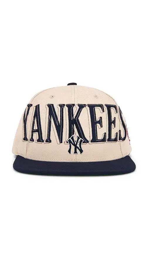 MLB Yankees Across The Board Snapback Hat