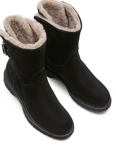 La Canadienne Women's 40MM Shearling-Lined Suede Booties - Black Suede - Size 8.5 | Thumbnail 4 La Canadienne Women's 40MM Shearling-Lined Suede Booties - Black Suede - Size 8.5 | Thumbnail 4