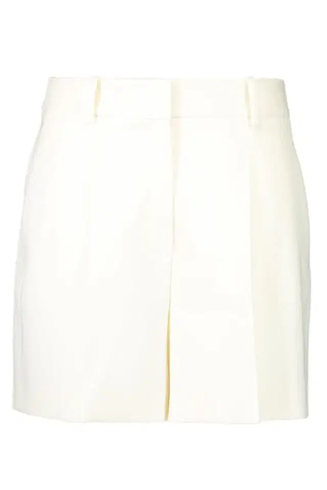 Pleated Cuffed Short