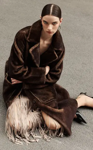 HiSO Zira Shearling Long Coat | Thumbnail 2