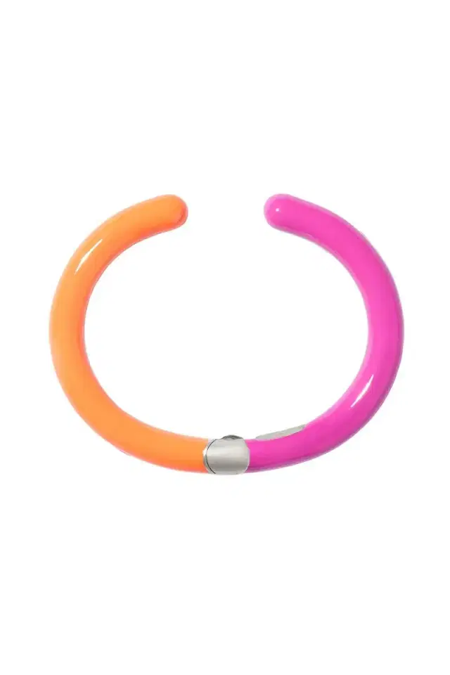 Fuchsia Tacky Hinged Cuffling Bracelet