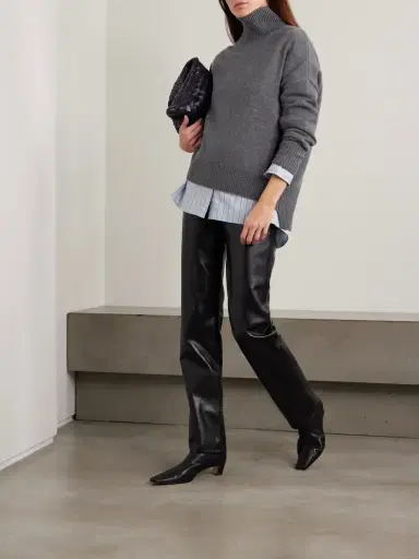 Lisa Yang Heidi Cashmere Turtleneck Sweater | Thumbnail 2 Lisa Yang Heidi Cashmere Turtleneck Sweater | Thumbnail 2