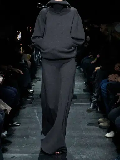 Balenciaga Back-to-front Wool-blend Turtleneck weater | Thumbnail 4 Balenciaga Back-to-front Wool-blend Turtleneck weater | Thumbnail 4