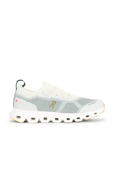 ON Cloud 6 Versa Sneaker | Thumbnail 1
