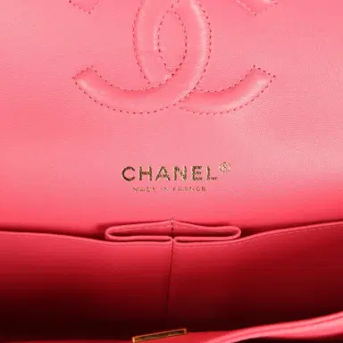 Chanel Pre-owned Chanel Medium Classic Double Flap Bag Dark Pink Shiny Caviar Gold Hardware | Thumbnail 8 Chanel Pre-owned Chanel Medium Classic Double Flap Bag Dark Pink Shiny Caviar Gold Hardware | Thumbnail 8