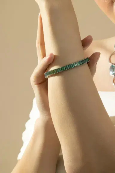CICADA Tourmaline Aquamarine Line Bracelet | Thumbnail 3