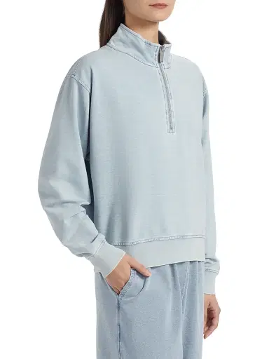 Stellae Dux Women's Quarter-Zip Long-Sleeve Sweatshirt | Thumbnail 4 Stellae Dux Women's Quarter-Zip Long-Sleeve Sweatshirt | Thumbnail 4