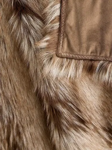 Lyla Grant Fur-Free Faux Fox Throw | Thumbnail 2 Lyla Grant Fur-Free Faux Fox Throw | Thumbnail 2