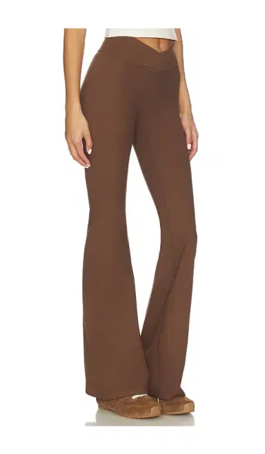 437 The V Flare Pants | Thumbnail 2