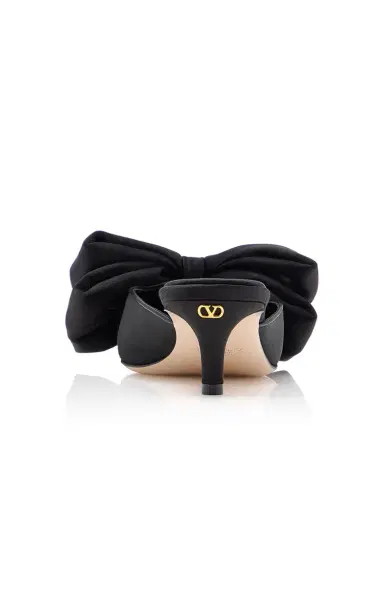 Valentino Garavani Yolande Bow-Detailed Satin Mules | Thumbnail 4 Valentino Garavani Yolande Bow-Detailed Satin Mules | Thumbnail 4