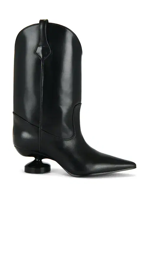 Lucasheva Maria Boot