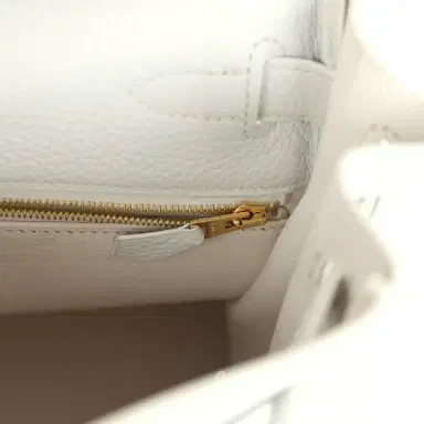 HERMÈS Hermes Kelly Retourne 28 White Clemence Gold Hardware | Thumbnail 9 HERMÈS Hermes Kelly Retourne 28 White Clemence Gold Hardware | Thumbnail 9