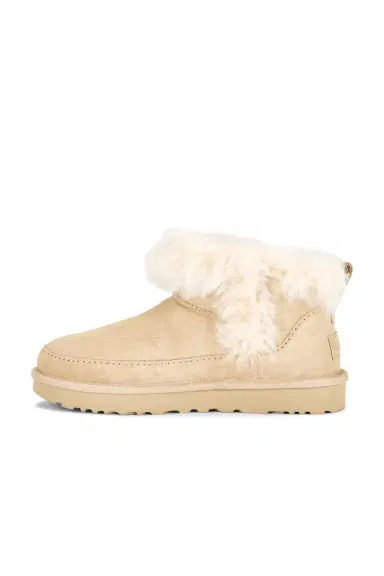 UGG Classic Ultra Mini Chalet Boot | Thumbnail 5