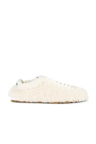 Miu Miu Sneaker | Thumbnail 1