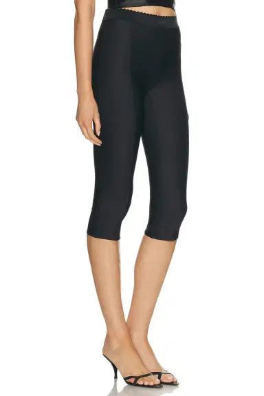 SKIMS Body Newness Capri Pant | Thumbnail 2 SKIMS Body Newness Capri Pant | Thumbnail 2