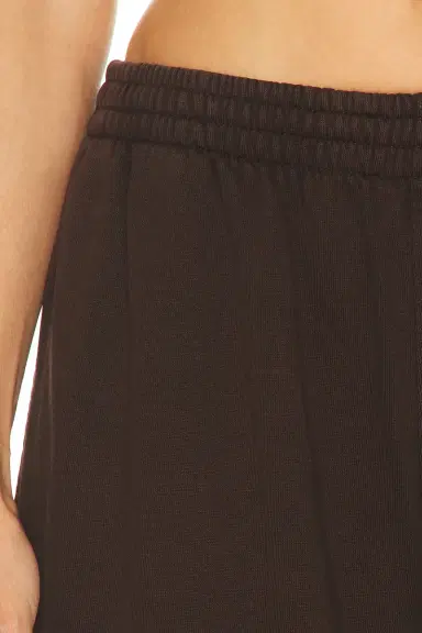 Skims Boyfriend Fleece Sweatpant | Thumbnail 6