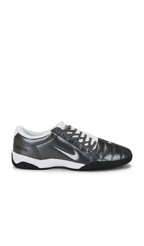 Nike Total 90