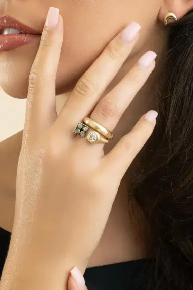 ZAHN-Z Pearl Diamond Black Sadaf And I Open Ring | Thumbnail 2