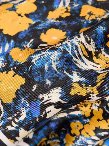 Givenchy Women's Losange in Silk with Floral Print - Navy Multi | Thumbnail 3 Givenchy Women's Losange in Silk with Floral Print - Navy Multi | Thumbnail 3