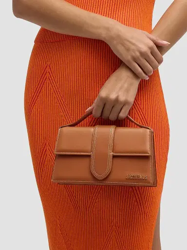 Jacquemus Women's Le Grand Bambino Leather Top Handle Bag | Thumbnail 2