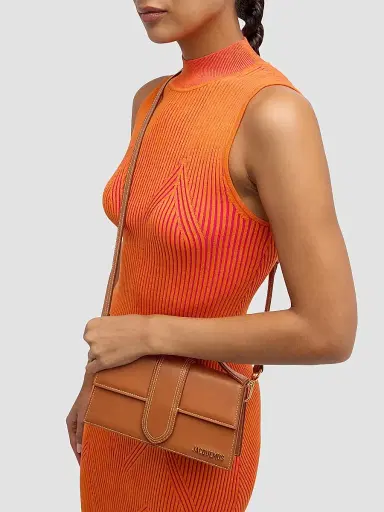 Jacquemus Women's Le Grand Bambino Leather Top Handle Bag | Thumbnail 3