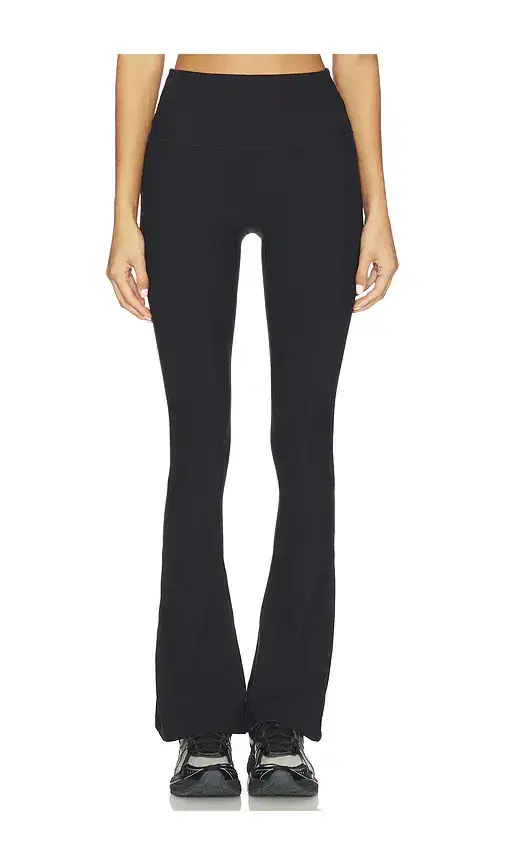 Spanxsmooth On Form Micro Flare Pant