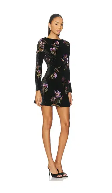 Elliatt Clio Long Sleeve Mini Dress | Thumbnail 2